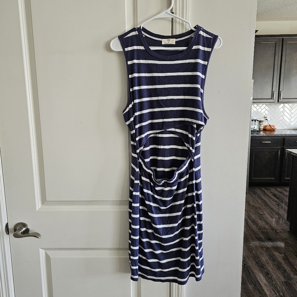 Anthropologie T.La Twisted Cutout Dress - Picture 5 of 8